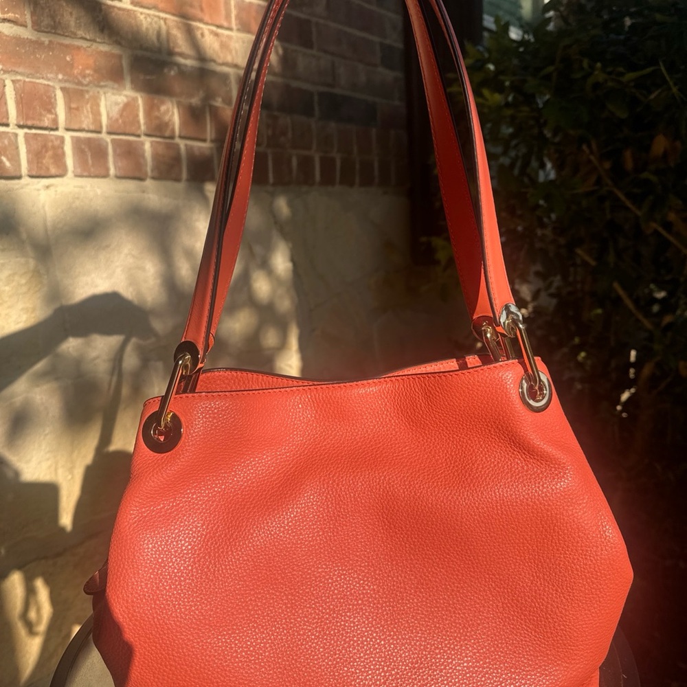 STUNNING Michael Kors RAVEN Shoulder Tote Bag Pink Grapefruit Pebbled Leather